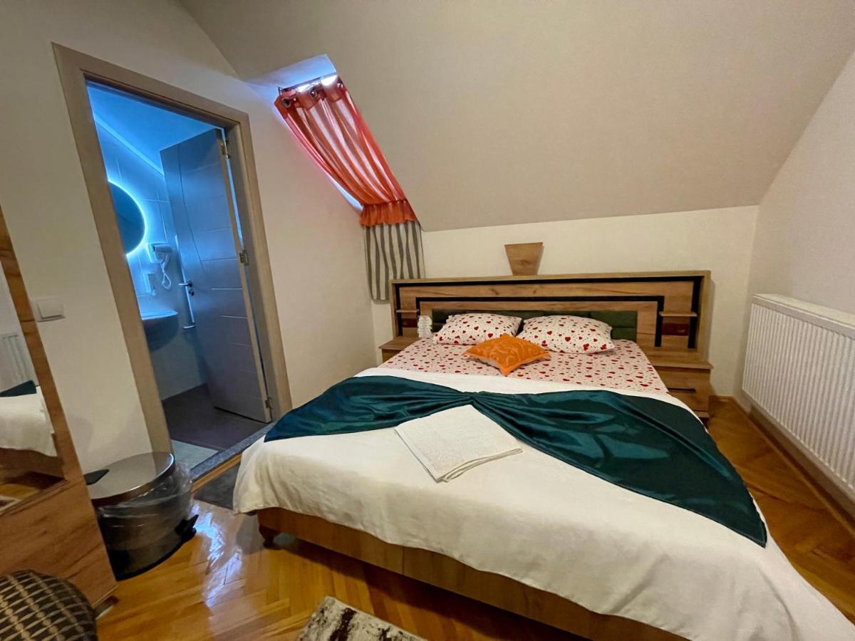 Madigan'S Hotel Kosovo Polje エクステリア 写真