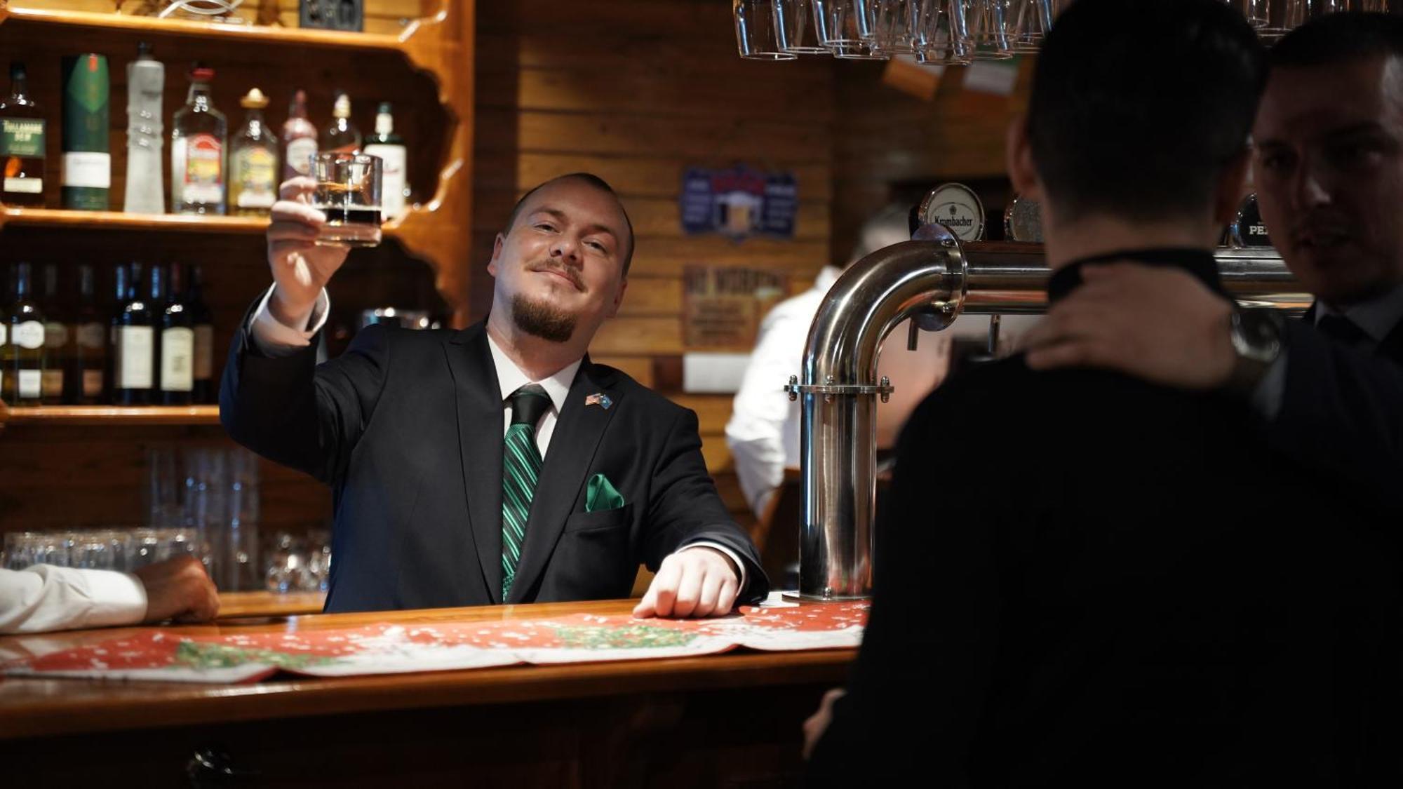 Madigan'S Hotel Kosovo Polje エクステリア 写真